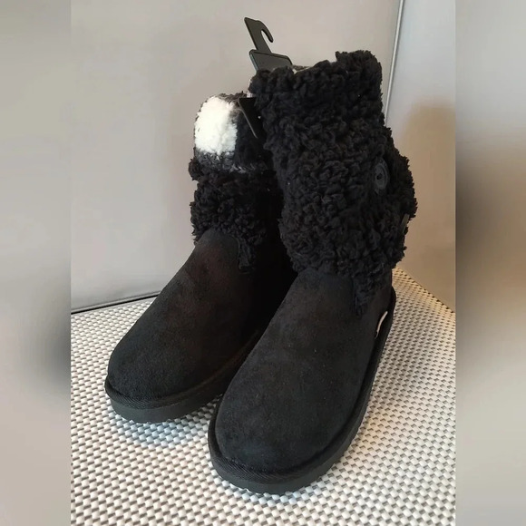 Muk Luks Women's Tall Knit Cozy Bootie Slippers Size 6 NWT - Picture 1 of 6